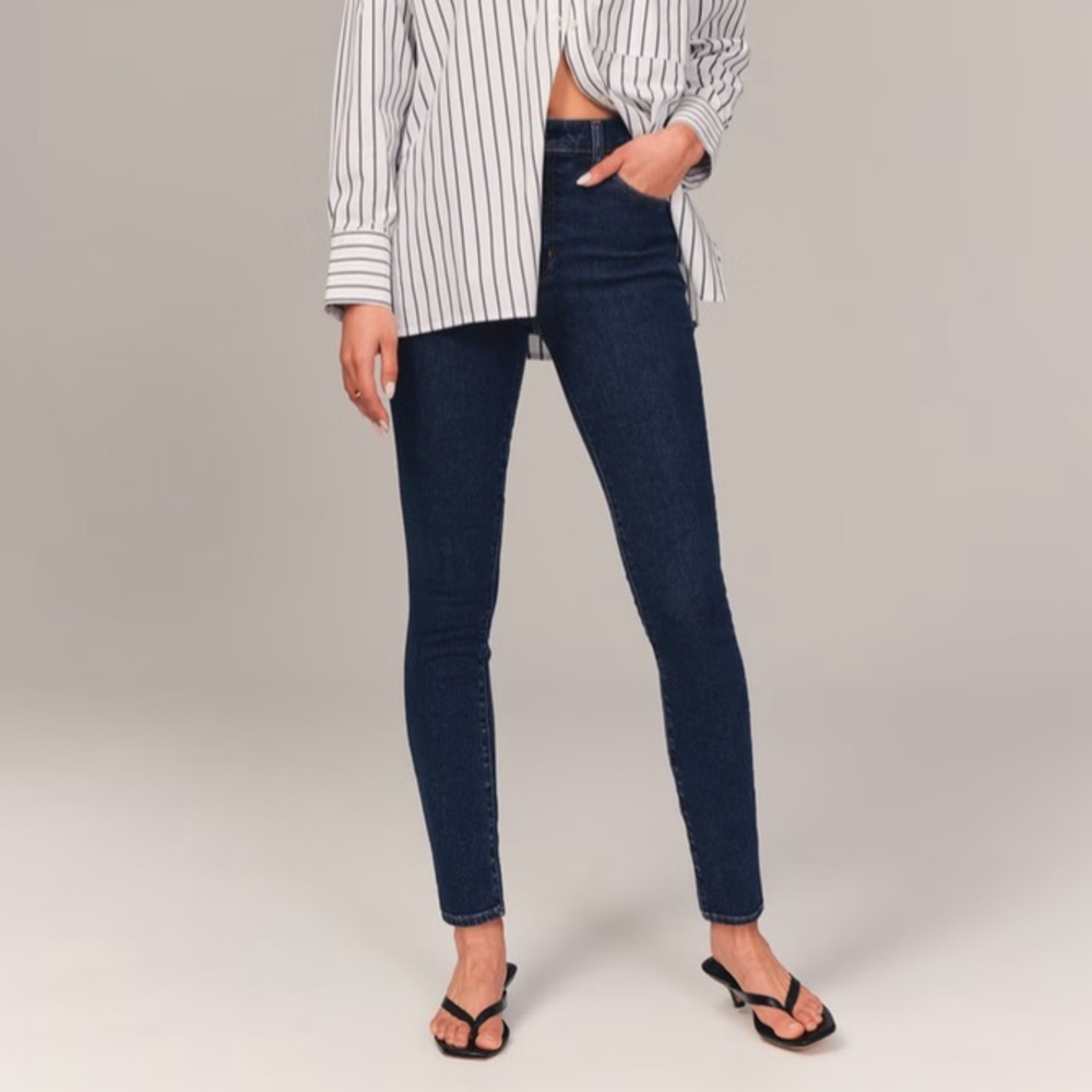 Abercrombie & Fitch “Super Dark” “Simone” High Rise Super Skinny Jeans